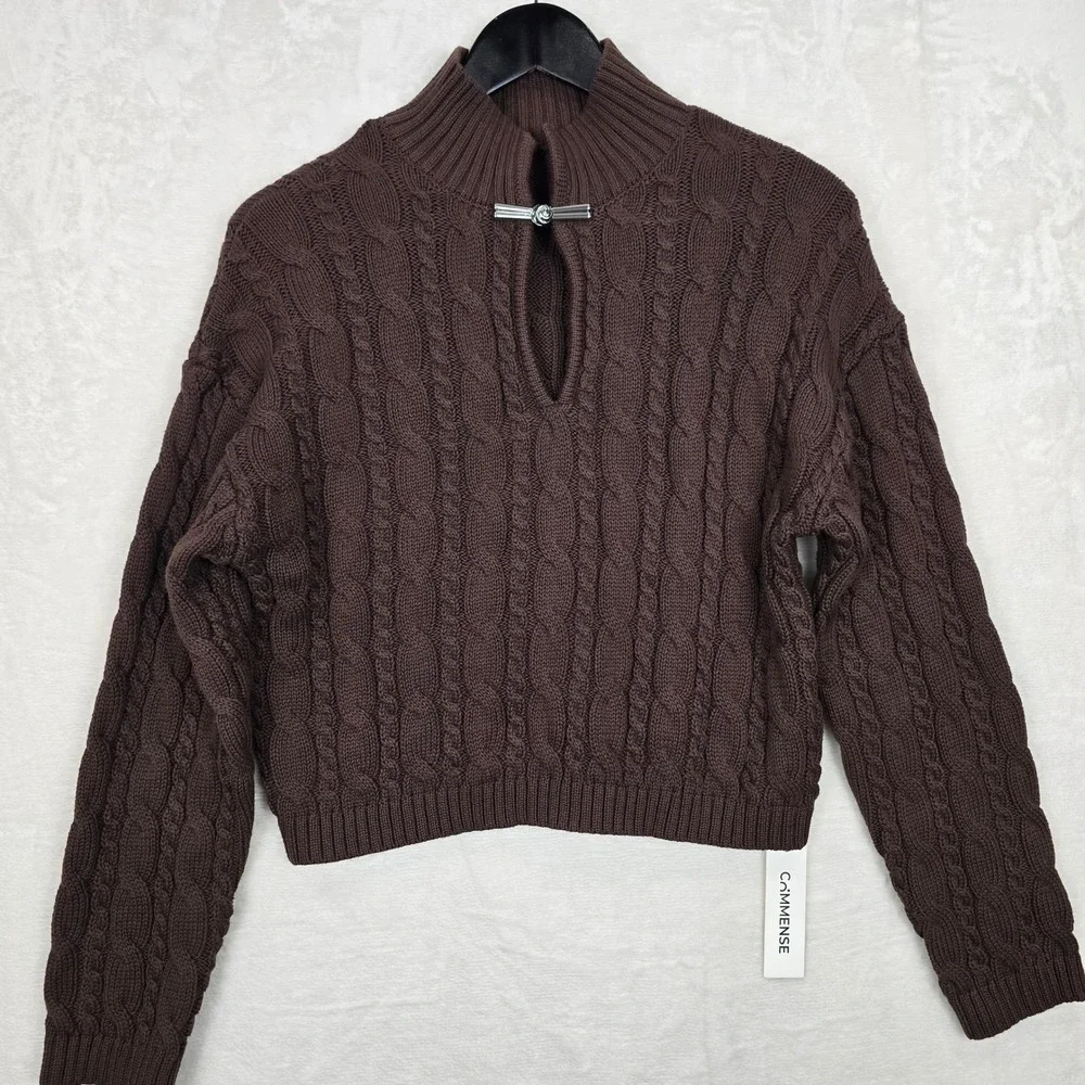 Commense Womens Brown Cable Knit Cropped Sweater Keyhole Toggle Clasp XS NEW